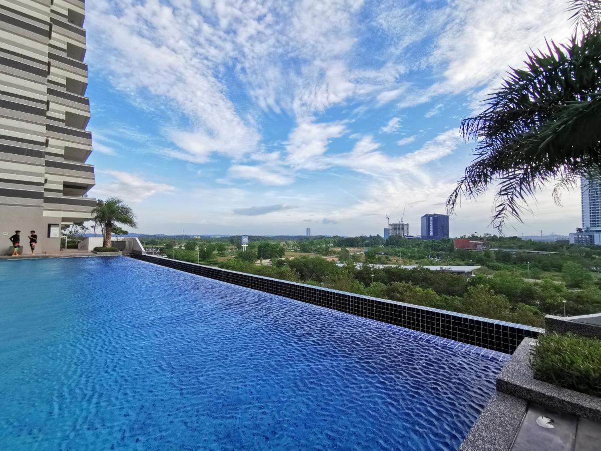 Meridin@Medini#3 Apartment Nusajaya  Exterior photo