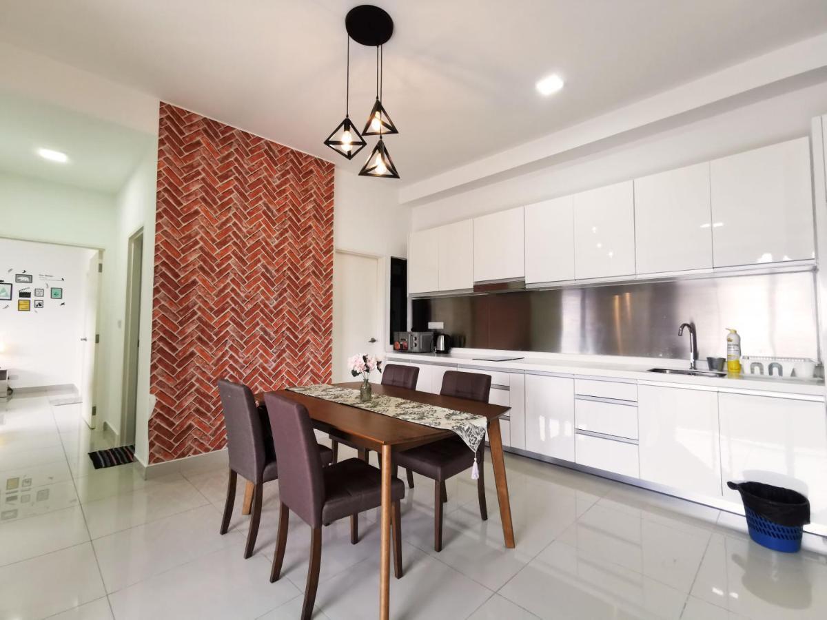 Meridin@Medini#3 Apartment Nusajaya  Exterior photo